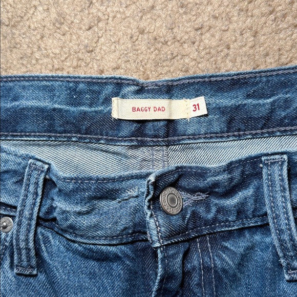 Levi’s Wellthread Baggy Dad Jeans - Picture 4 of 7